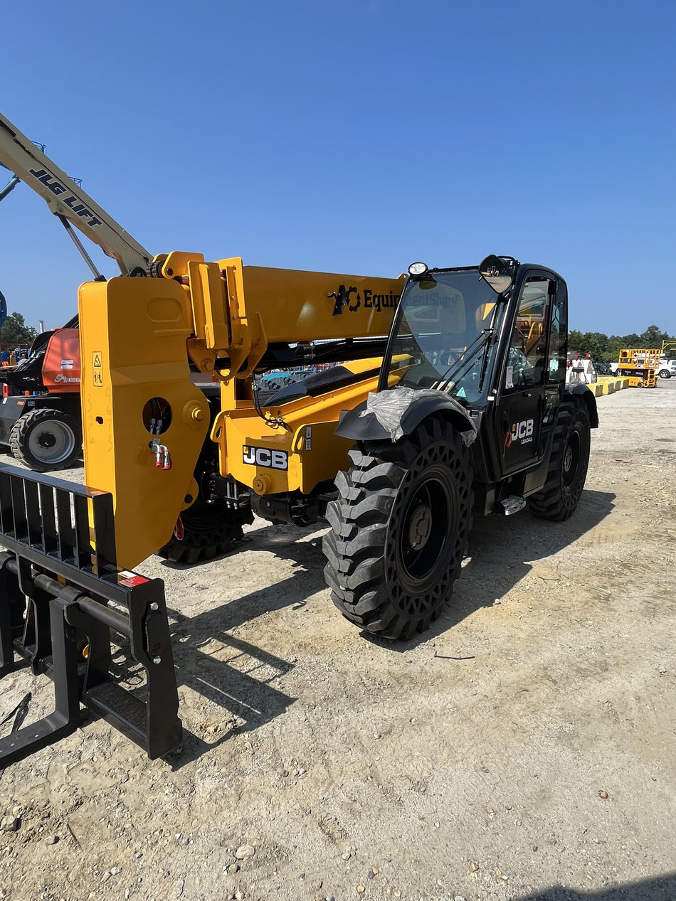 2023 JCB 509-42