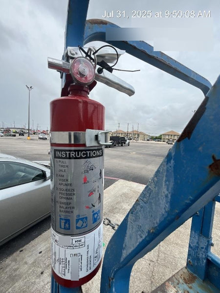 2017 Genie GS-1930 Genie GS-1930 Lift w/Fixed Rail and Chain Entry