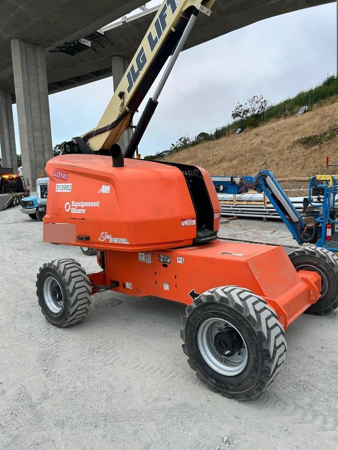 2023 JLG 460SJ