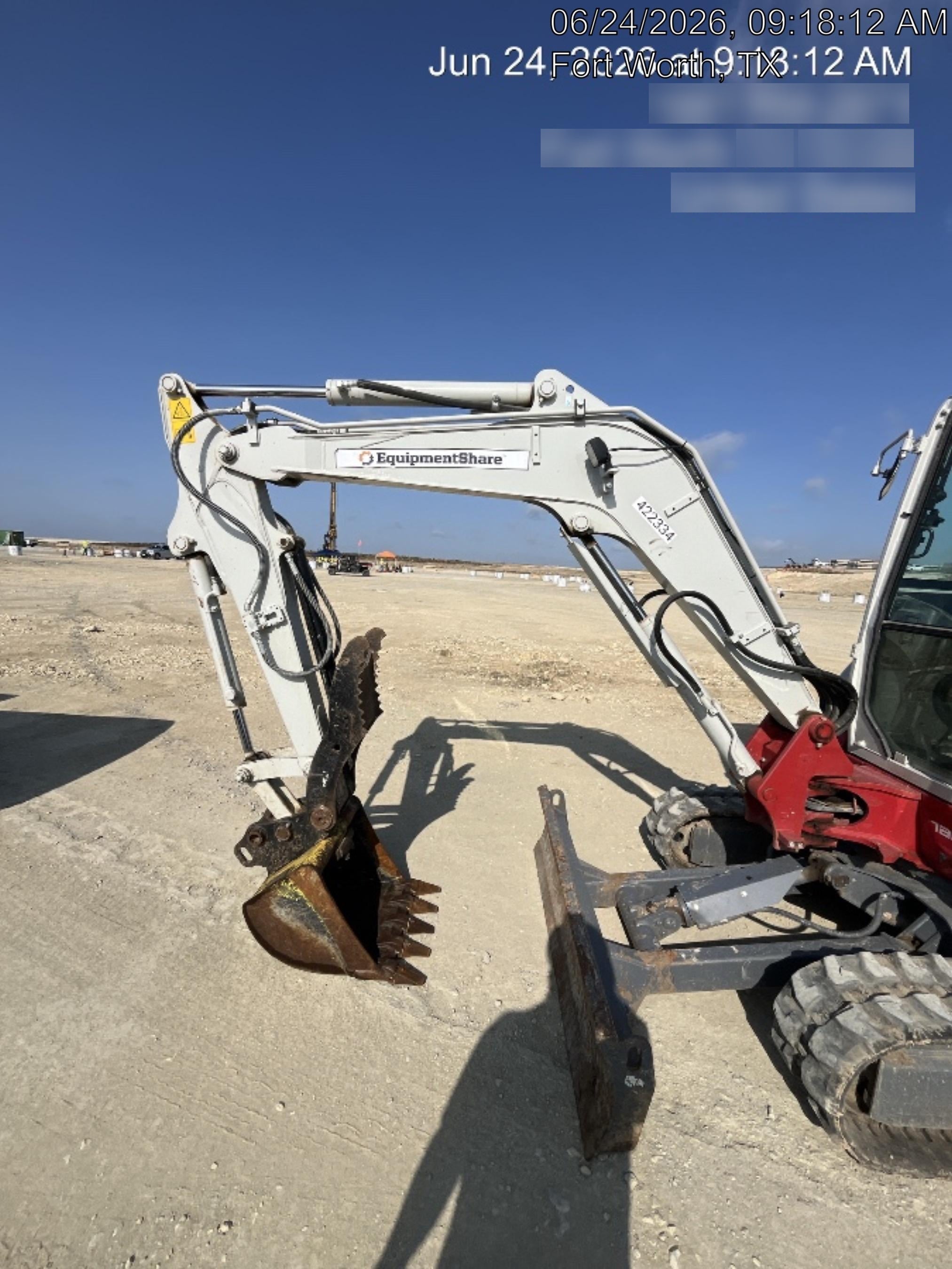 2024 TAKEUCHI TB235-2CR