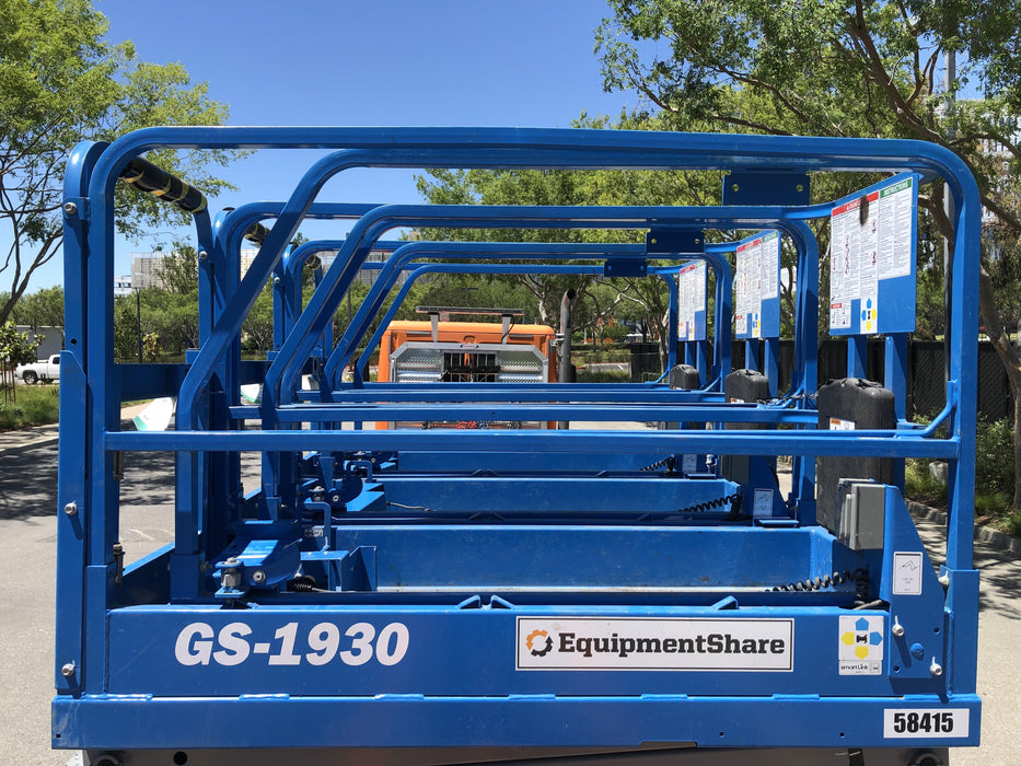 2019 Genie GS-1930 Half Height Swing Gate, 800W Inverter