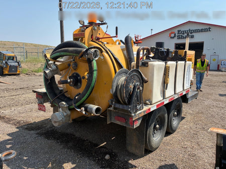 2022 VAC-TRON LP573XDT