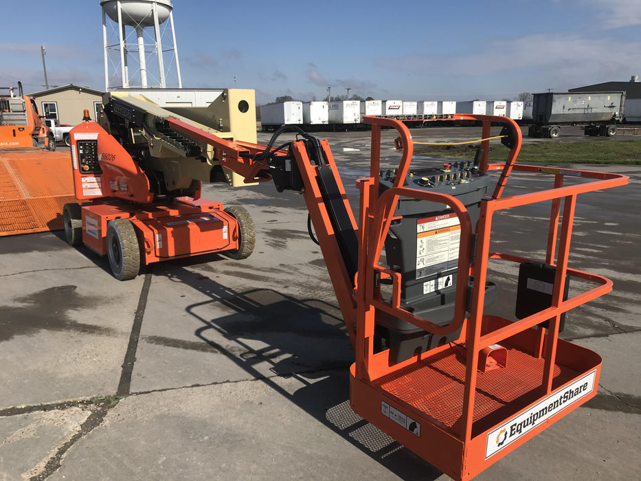 2020 JLG E400AJPN