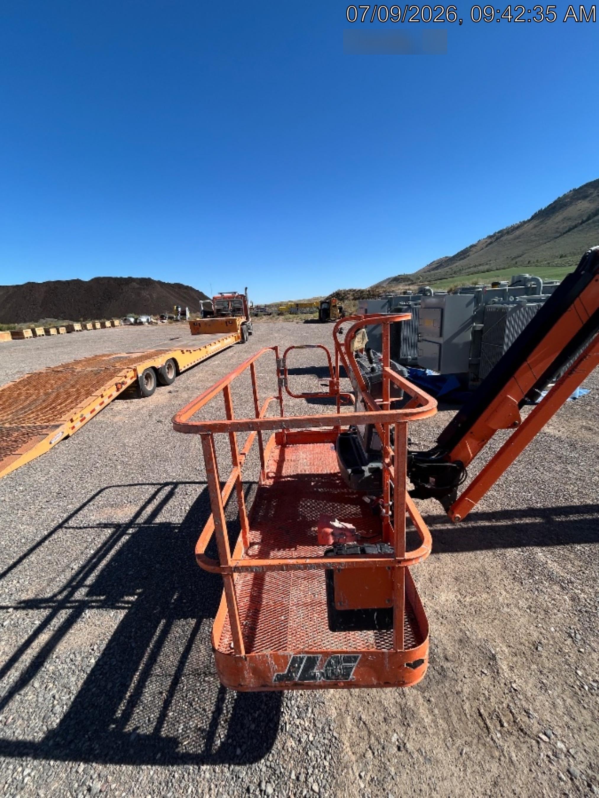 2020 JLG 660SJ