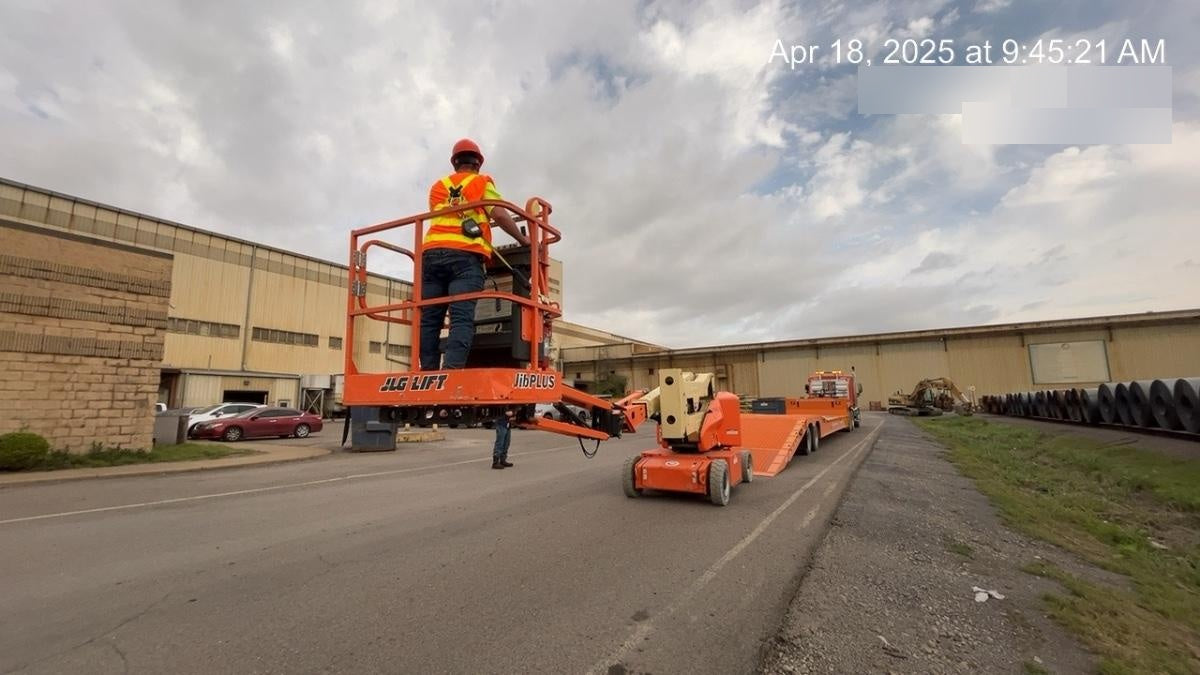 2020 JLG E400AJPN