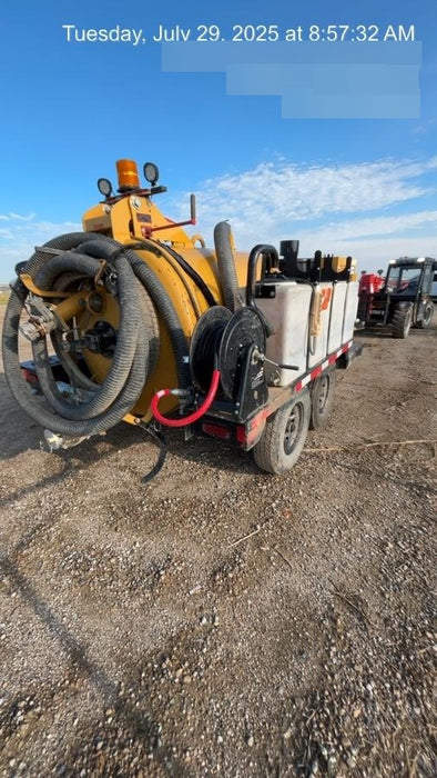 2023 VAC-TRON LP573XDT