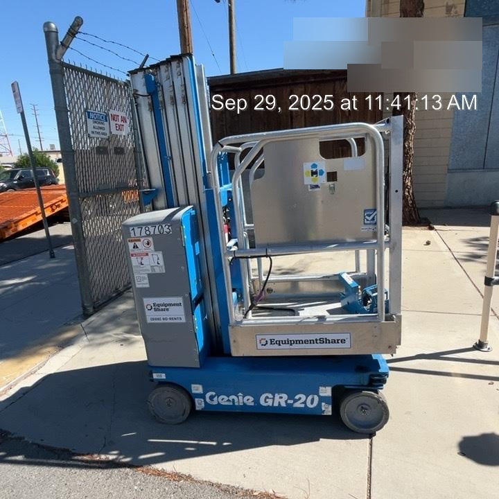 2021 GENIE GR-20