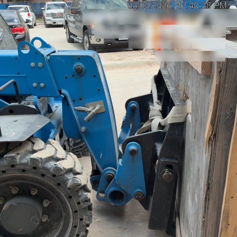 2020 Genie GTH-5519 Cab/Heat/Air, Solid Tires, Work Lights, Beacon, Aux Hydraulics, Back up Alarm
