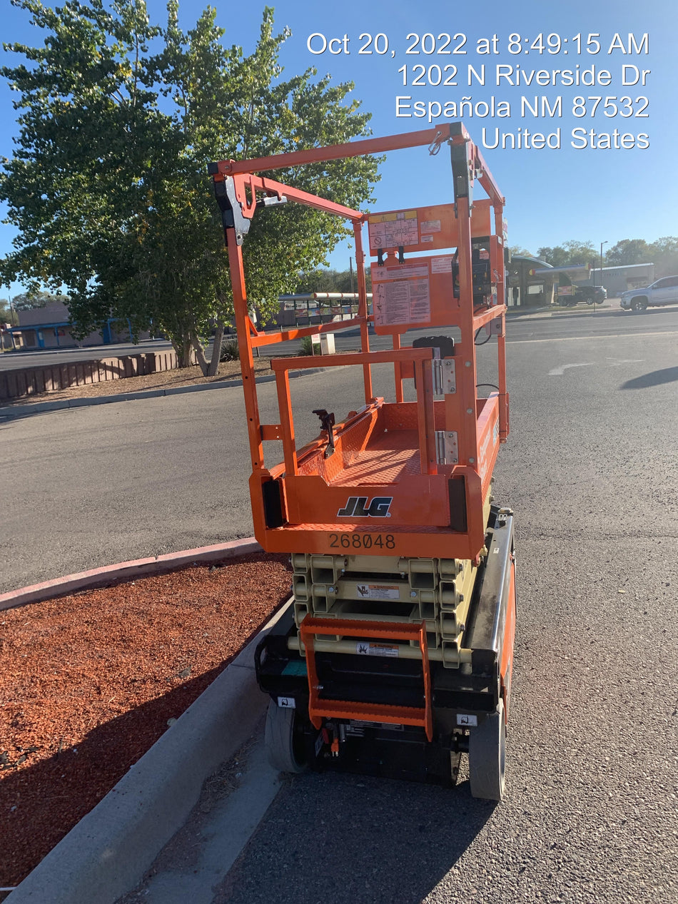 2022 JLG ES1932