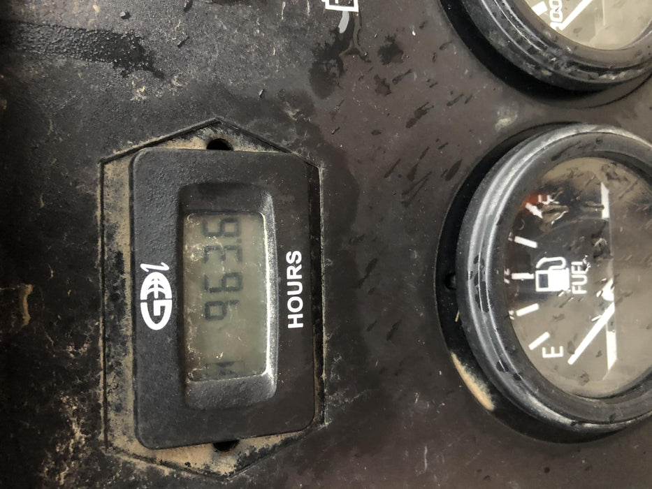 2019 Lincoln Vantage 322 Welder Ready-Pak 3, Two wheel trailer, Fender and Light kit, Cable Rack