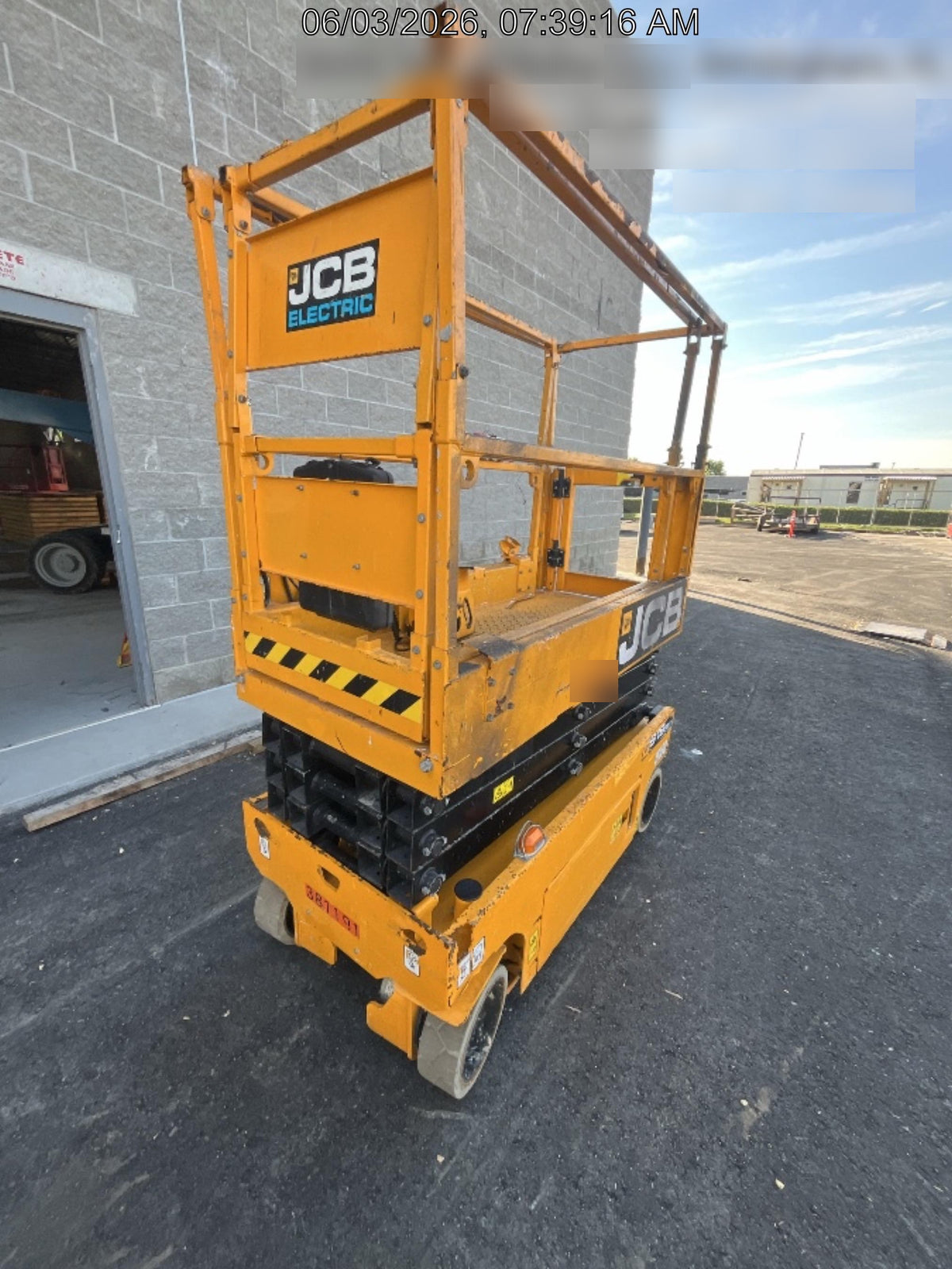 2024 JCB S1932E