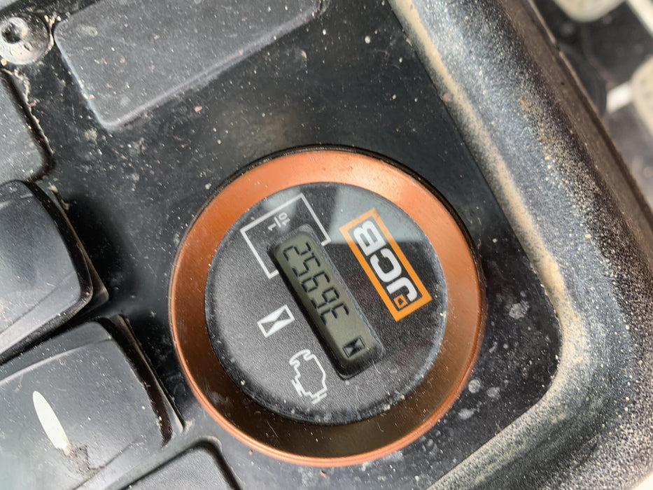 2019 JCB 509-42 JCB 509-42 Enclosed Cab, 74 HP, Solid Tires, Worklights, Beacon, Aux Hydraulics, Lifting Eye w/60" Carriage/60" Forks