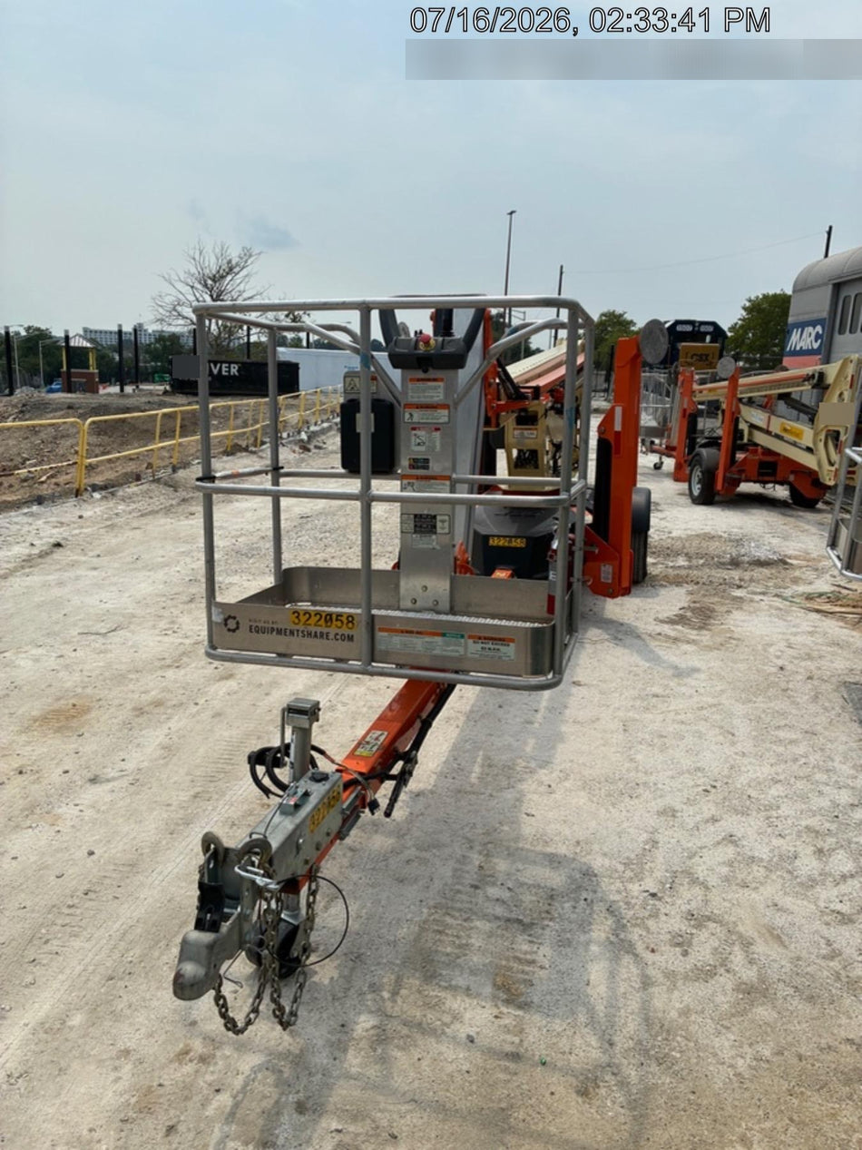 2023 JLG T500J