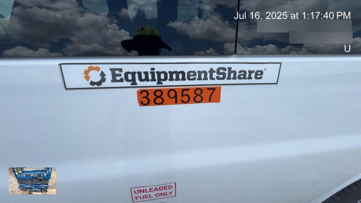 2023 CHEVROLET Express Van - Rental