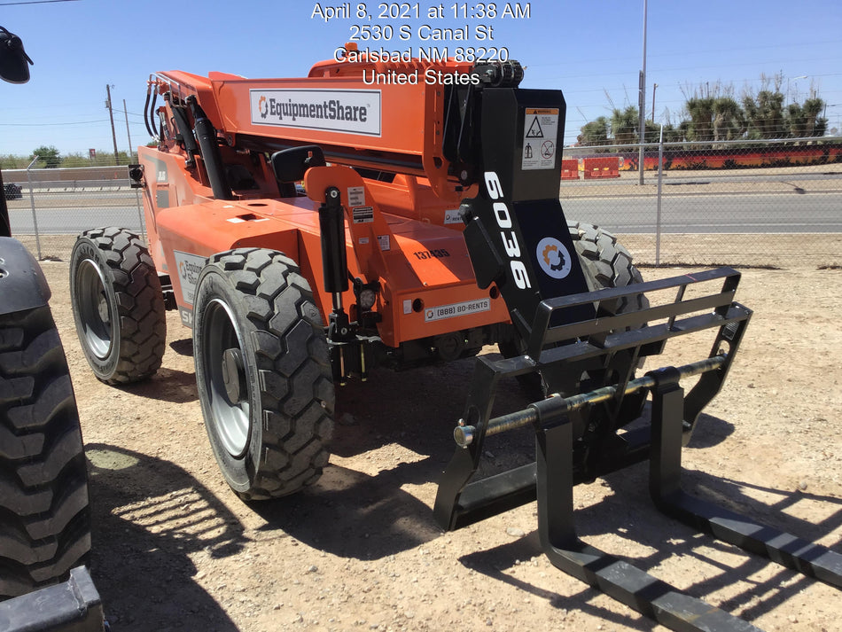 2021 JLG 6036