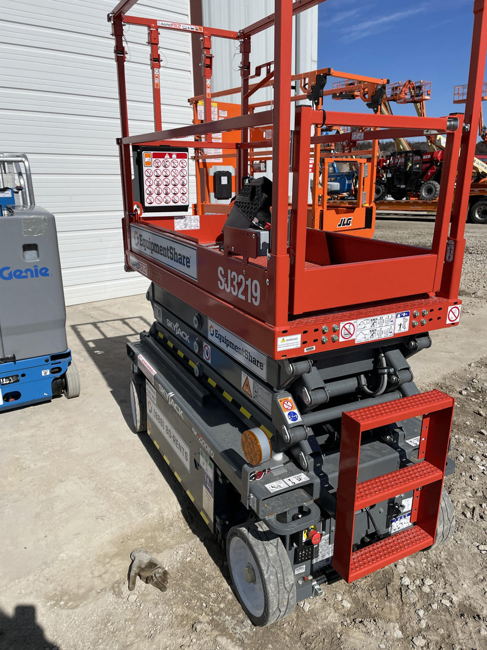 2023 SKYJACK SJ3219