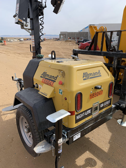 Allmand NLV3GR (4) LED Light Fixture 350W, 23' Vertical Mast, 3kW Prime, Towable, Deep Sea L401, Leveling Jacks, Yanmar T4F 5.8hp