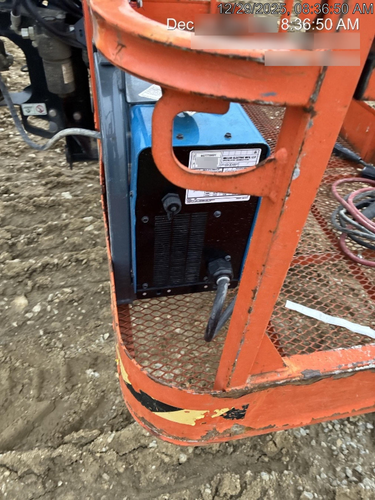 2025 MILLER ELECTRIC CST-282