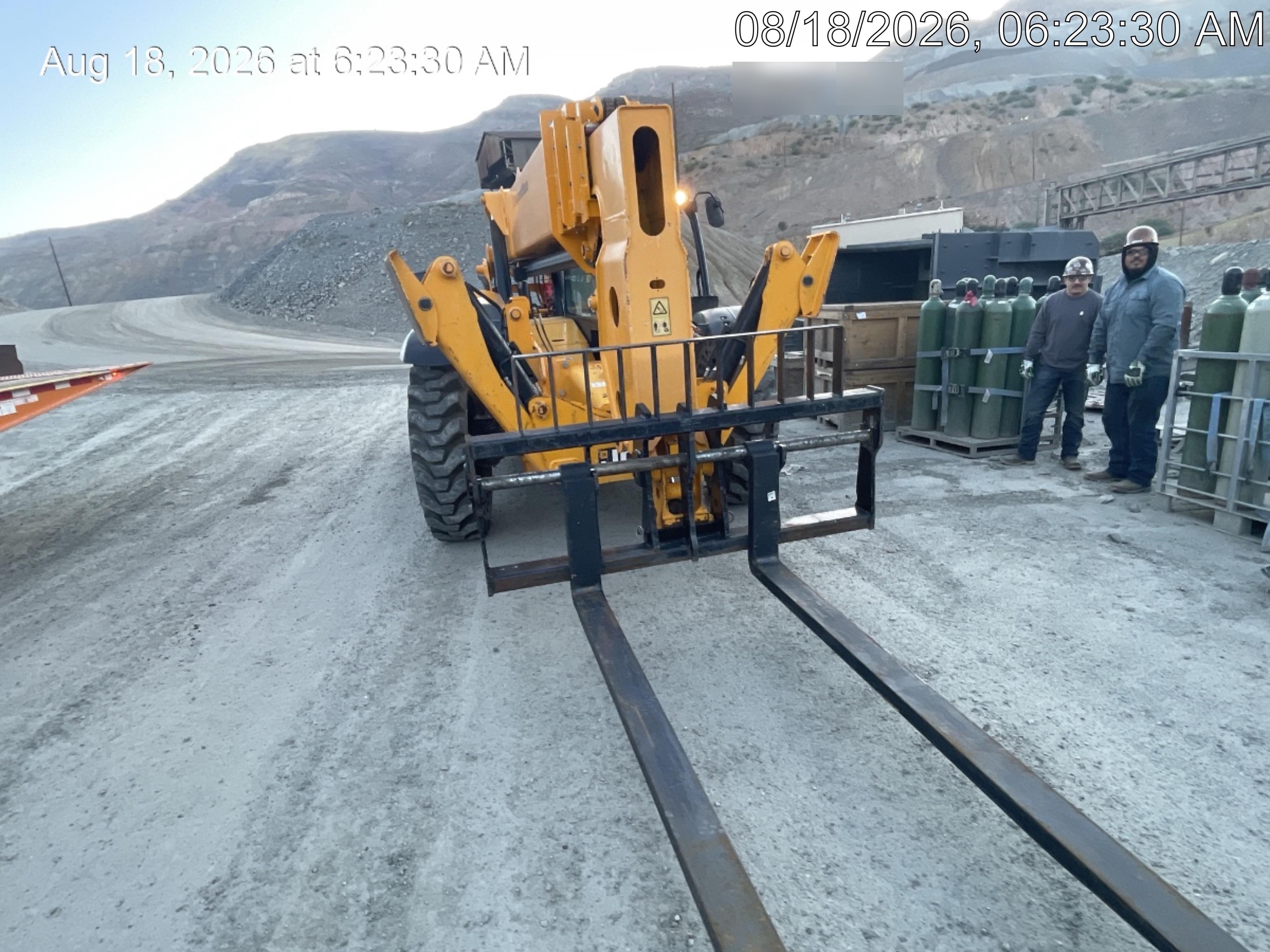 2023 JCB 510-56