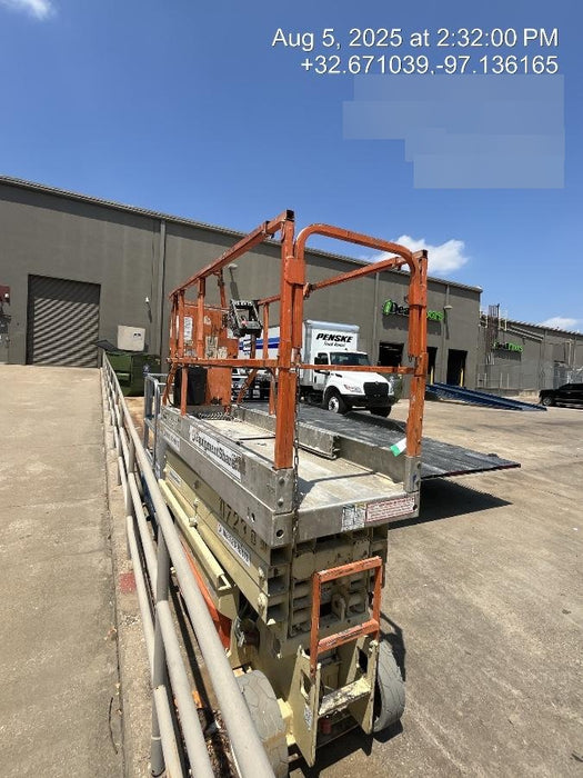 2006 JLG 2630ES