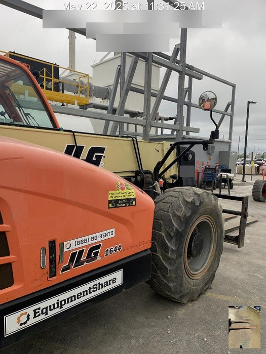 2019 JLG 1644