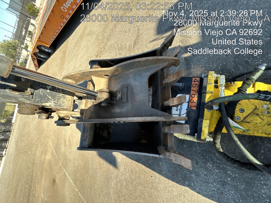 2025 TAKEUCHI 36" Bucket - Takeuchi