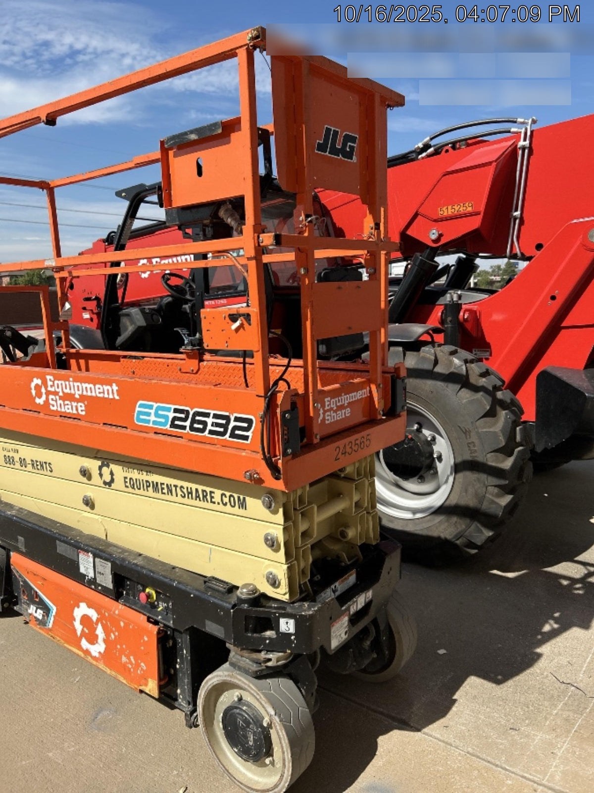 2022 JLG ES2632