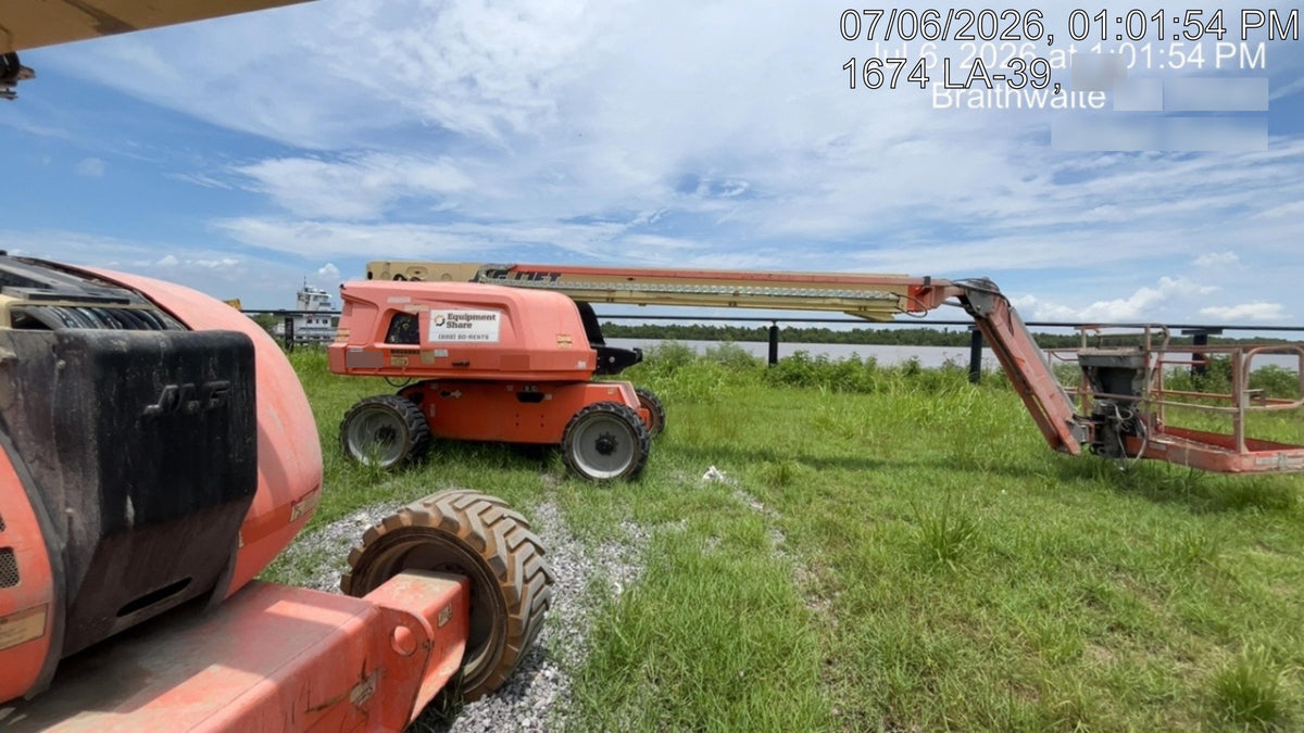 2019 JLG 660SJ