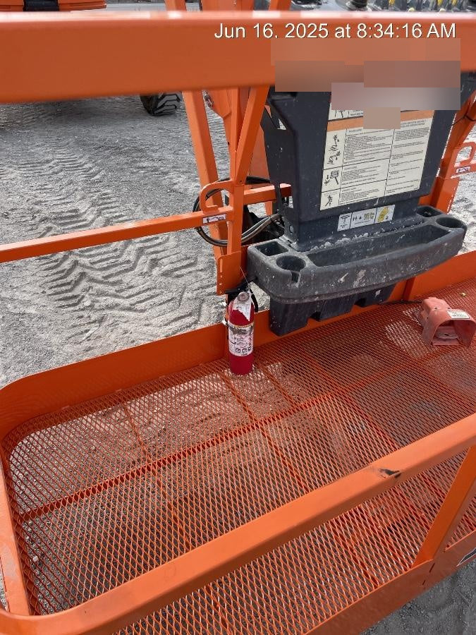 2020 JLG 460SJ