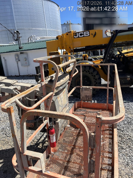 2019 JLG 600S 4WD