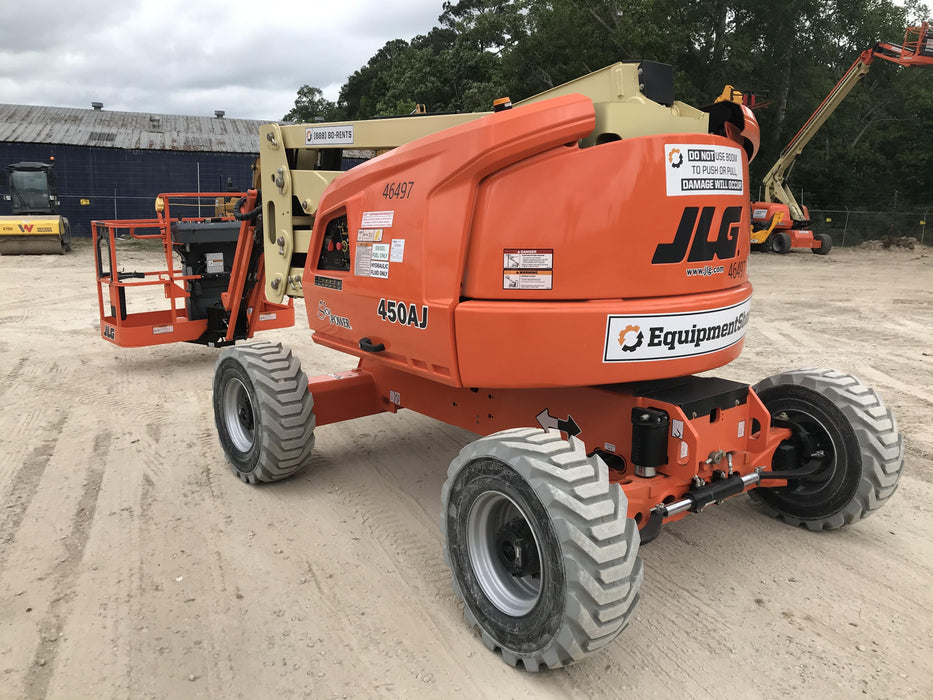 2019 JLG 450AJ