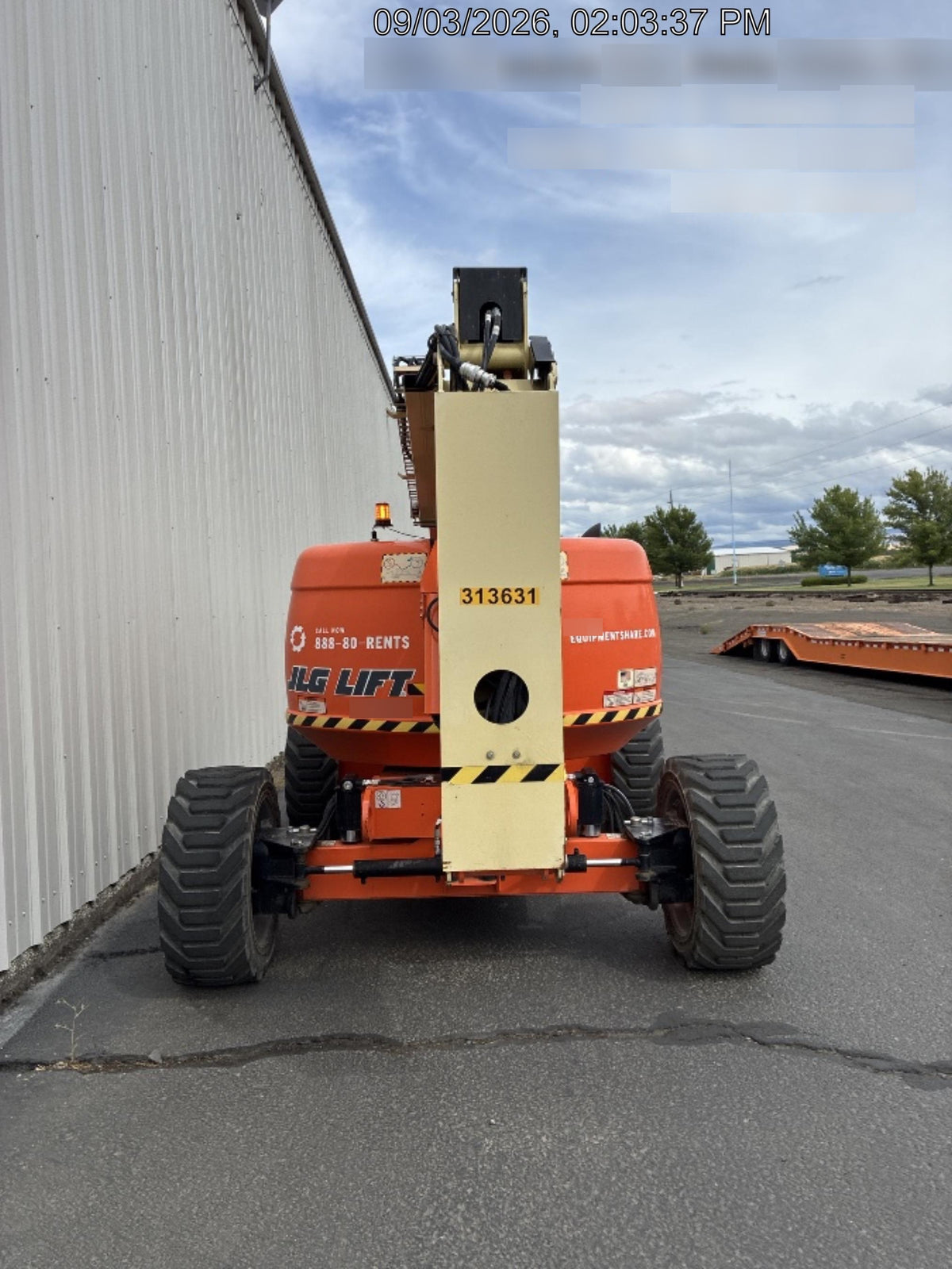 2023 JLG 600AJ