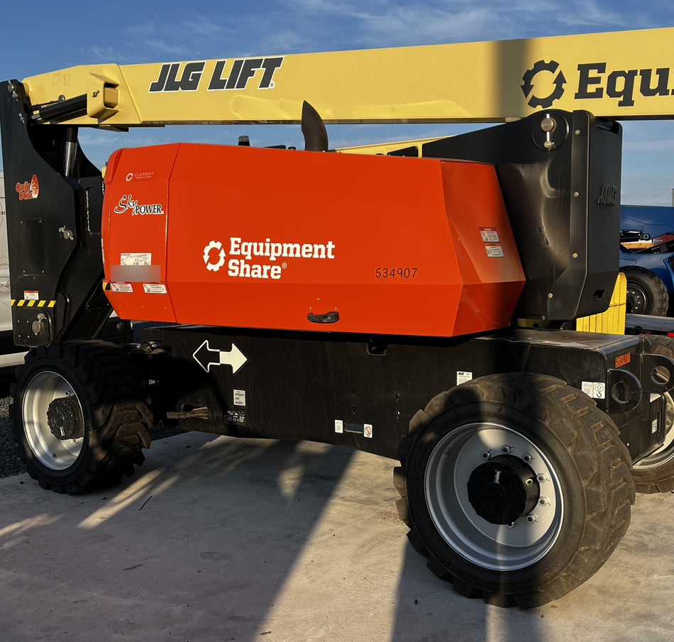 2025 JLG 800AJ