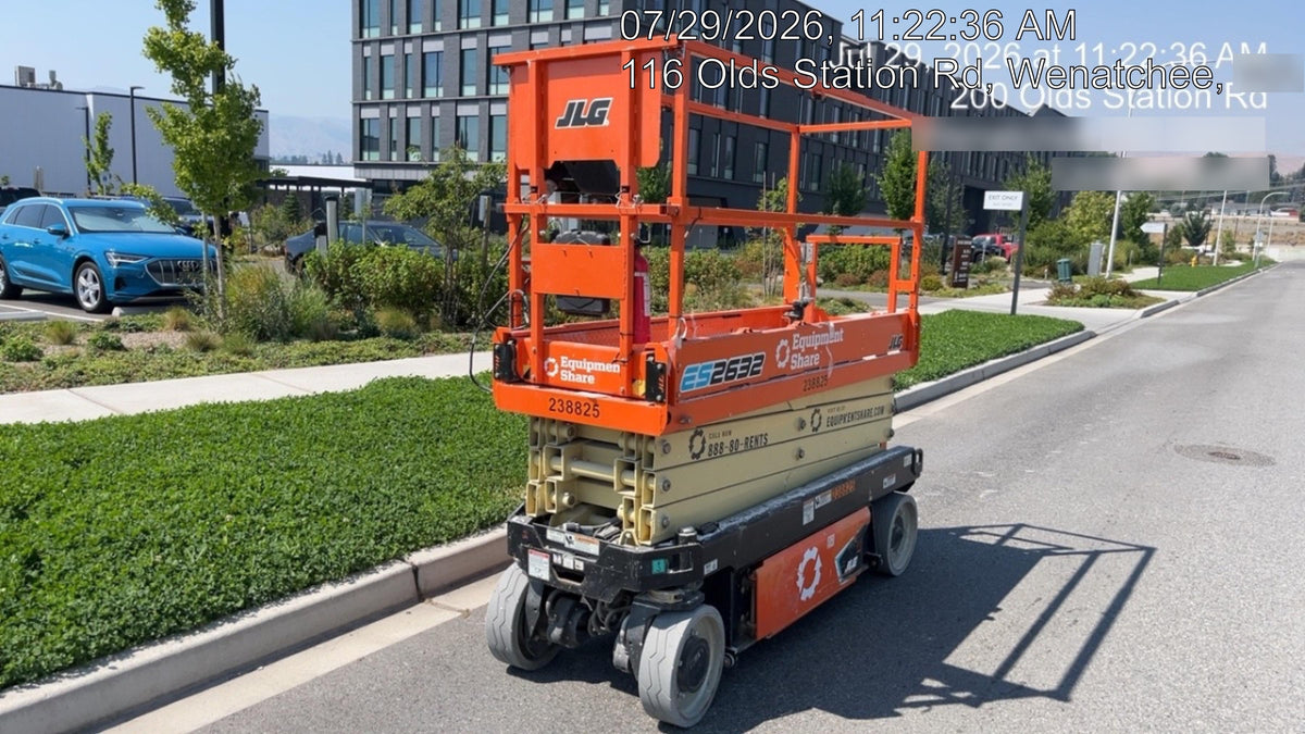 2022 JLG ES2632