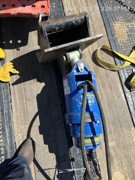 2024 AUGER TORQUE 3300-30