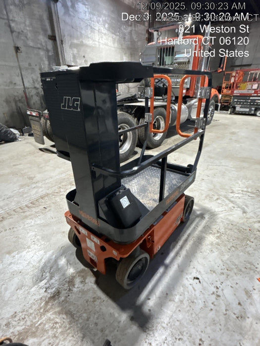 2025 JLG 1230ES