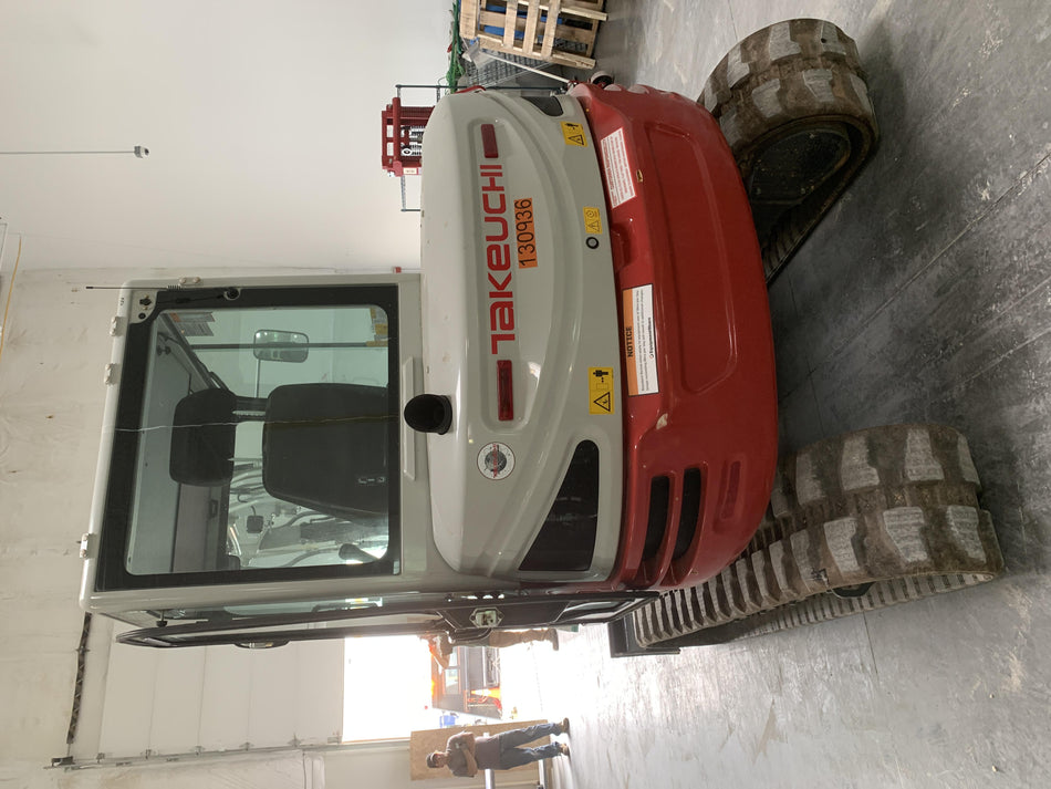 2020 TAKEUCHI TB250-2C