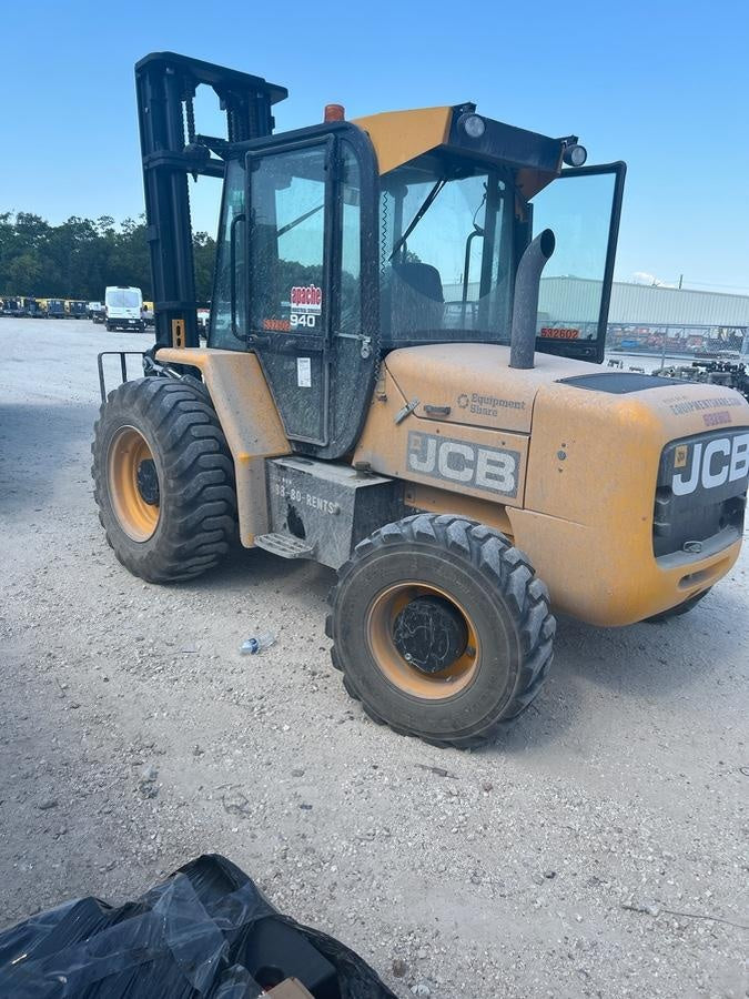 2025 JCB 940-4