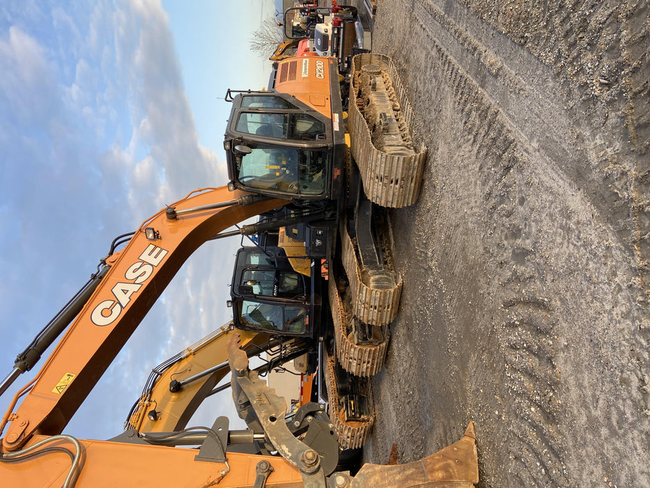2020 CASE CX210D