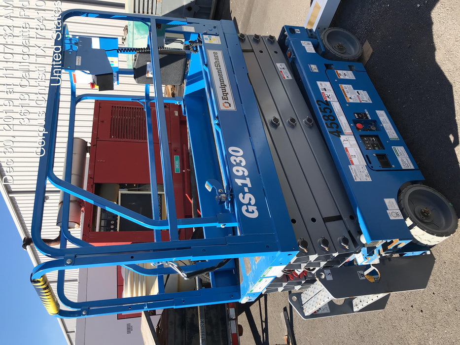 2019 Genie GS-1930 Fixed rails with chain Entry
