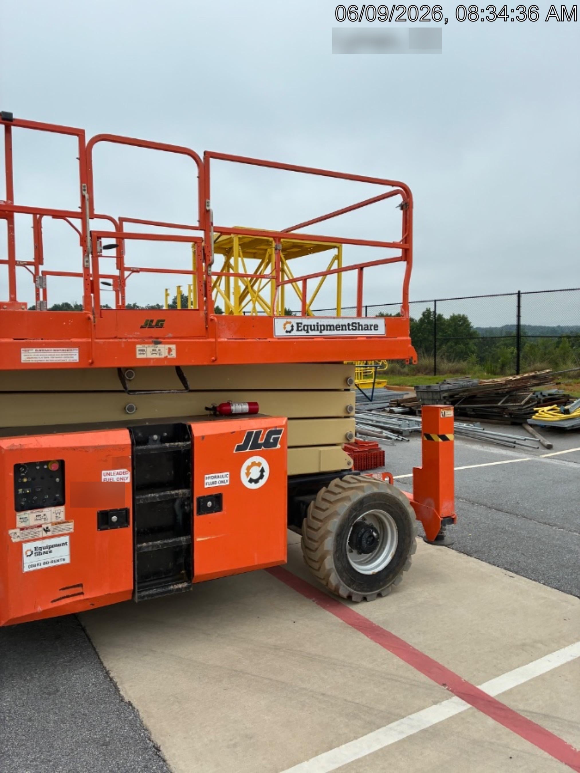 2019 JLG 430LRT