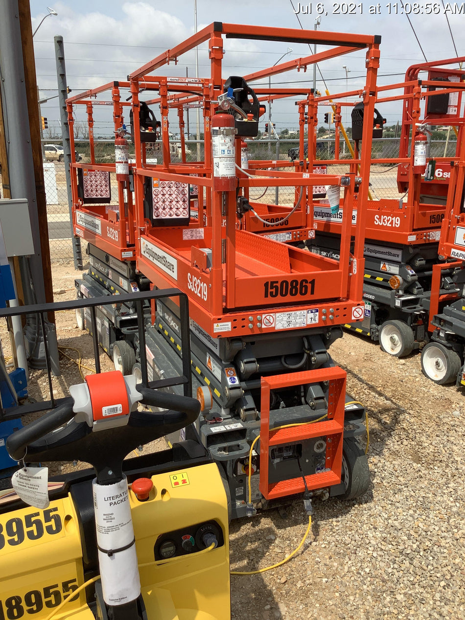 2021 SKYJACK SJ3219