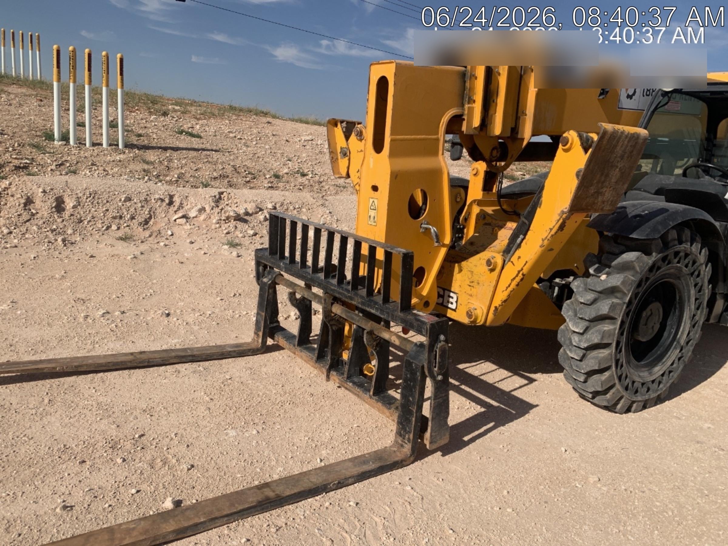 2022 JCB 510-56