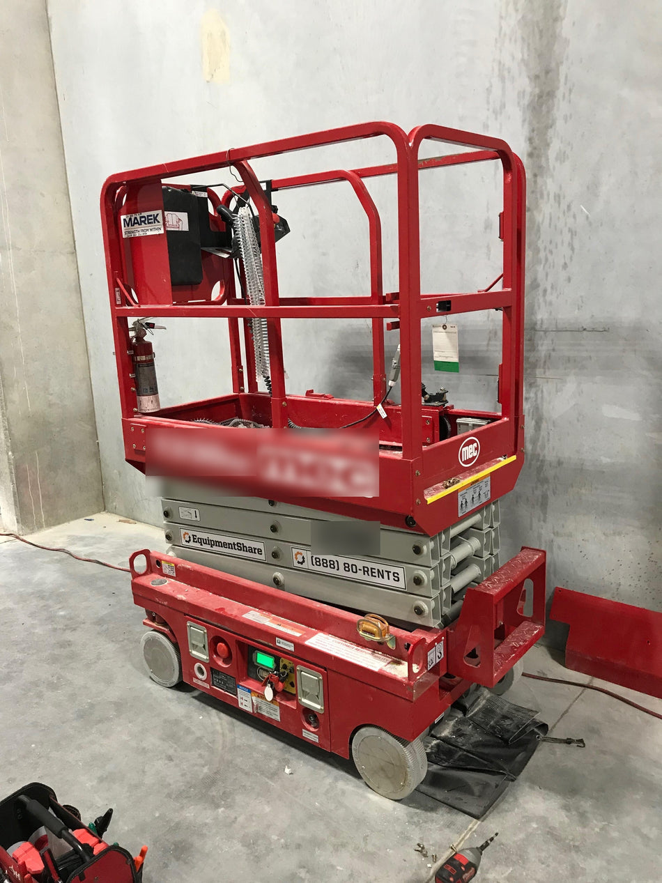 2019 MEC 1330SE Motion Alarm, Beacon, Includes MachineLink keypad and telematics device