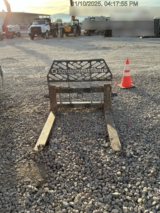 2020 PALADIN 48" Pallet Forks - Paladin