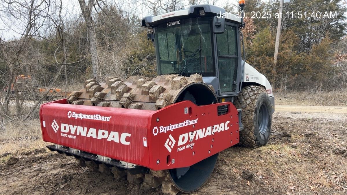 2024 DYNAPAC CA2500D