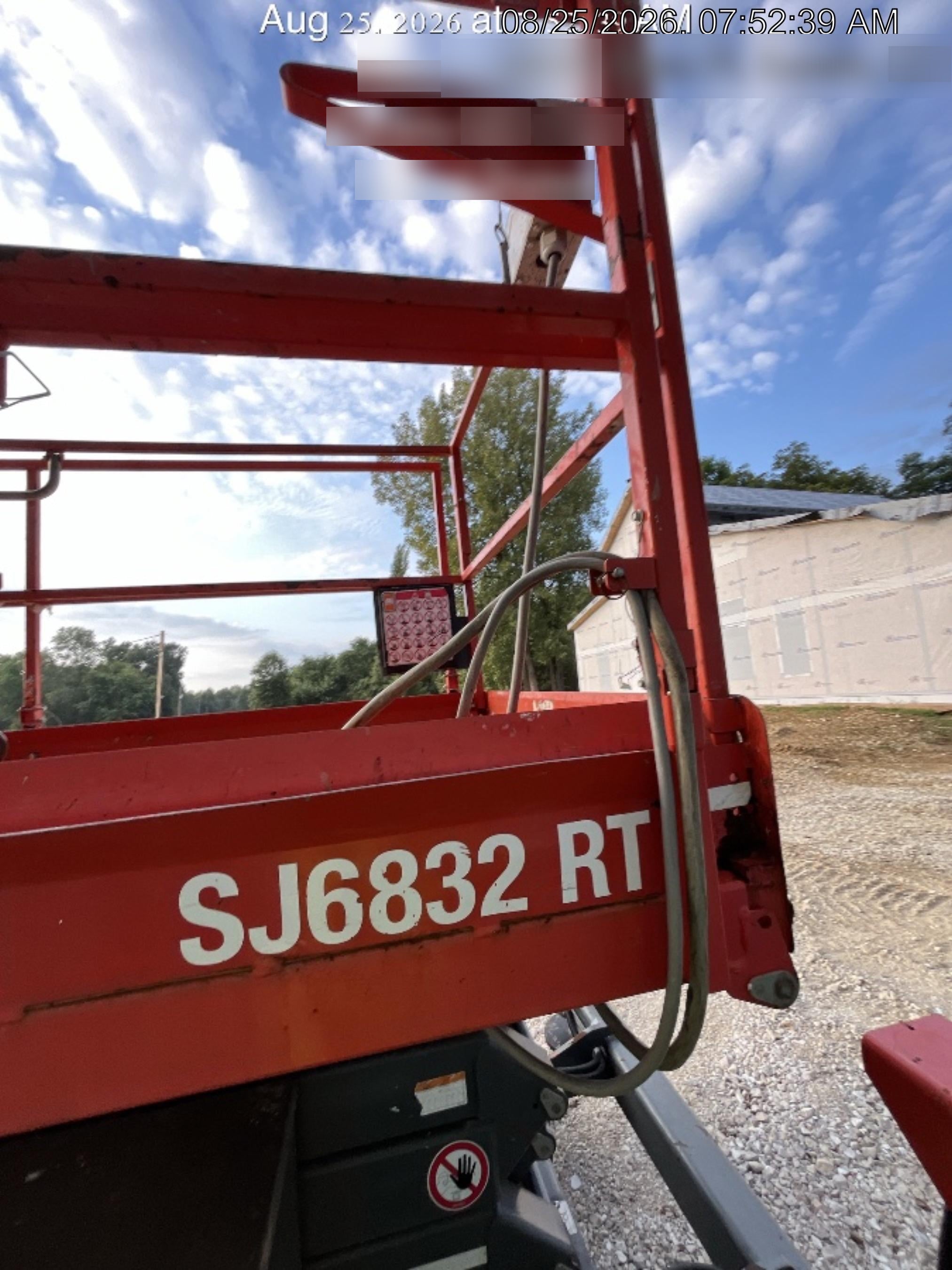 2017 SKYJACK SJ6832 RT