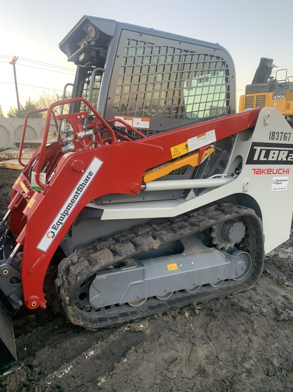 2021 TAKEUCHI TL8R2-CR