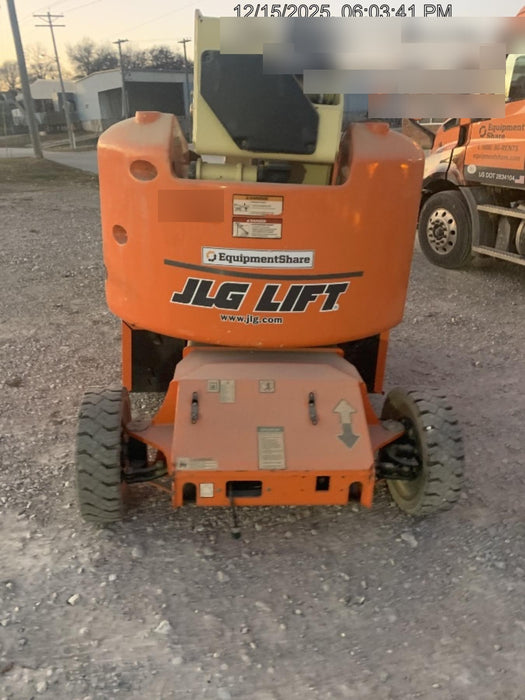 2019 JLG E400AJPN