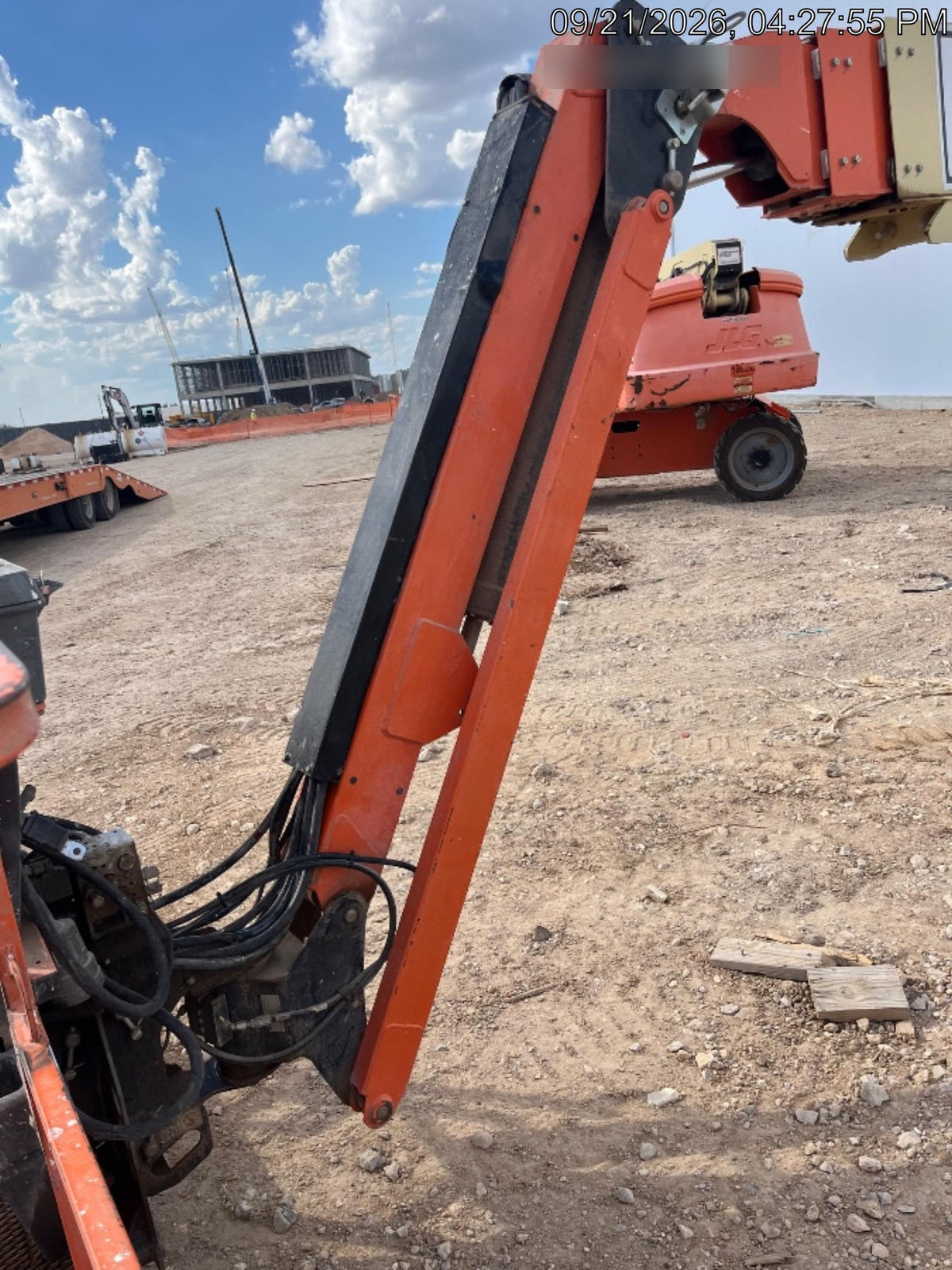 2021 JLG 660SJ